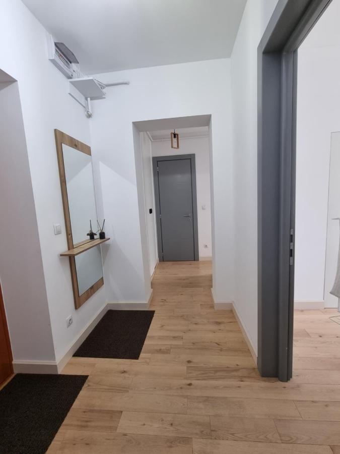Ultra-Central 1 Bed Apartment, Str Nicolae Iorga Μπάια Μάρε Εξωτερικό φωτογραφία